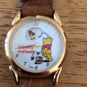 Disney Store Winnie the Pooh watch